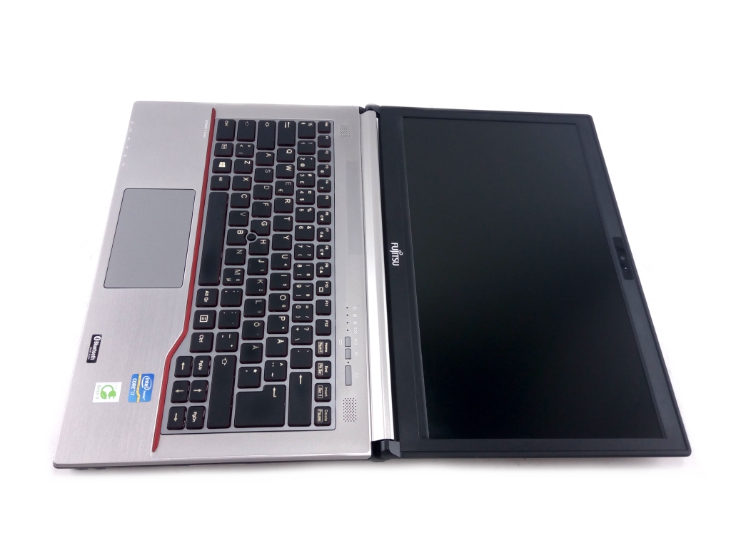Fujitsu LifeBook E743 14